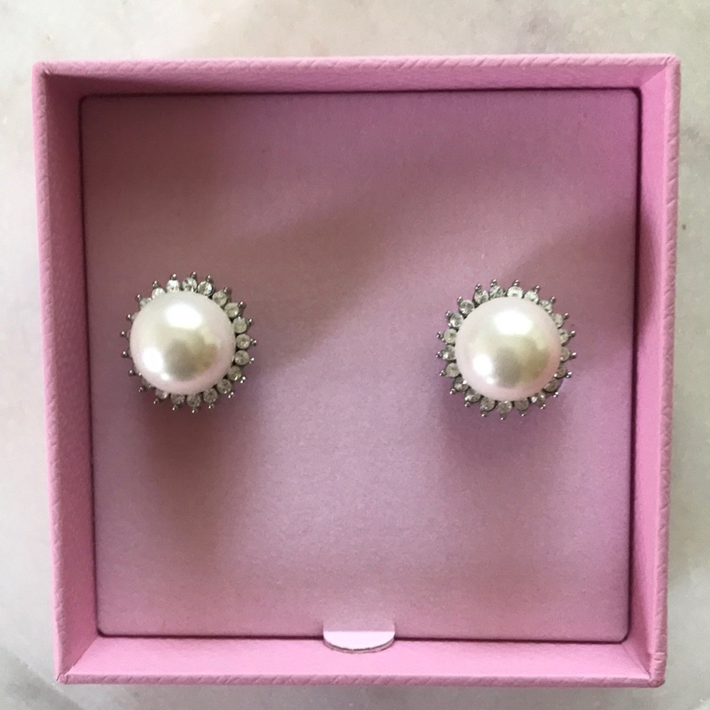Large pearl earrings
